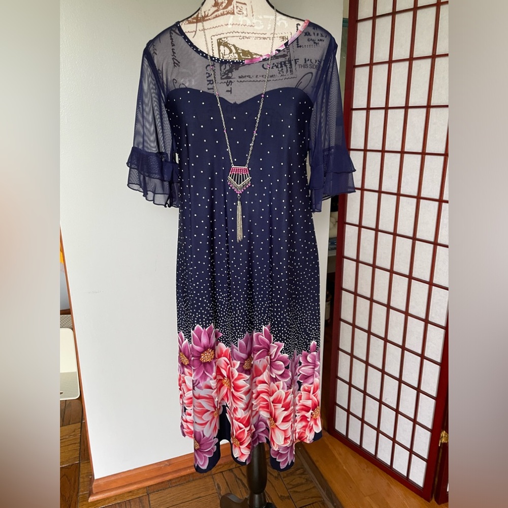 NWOT SJS Floral Dress, Navy Blue with Floral Bottom, Size L